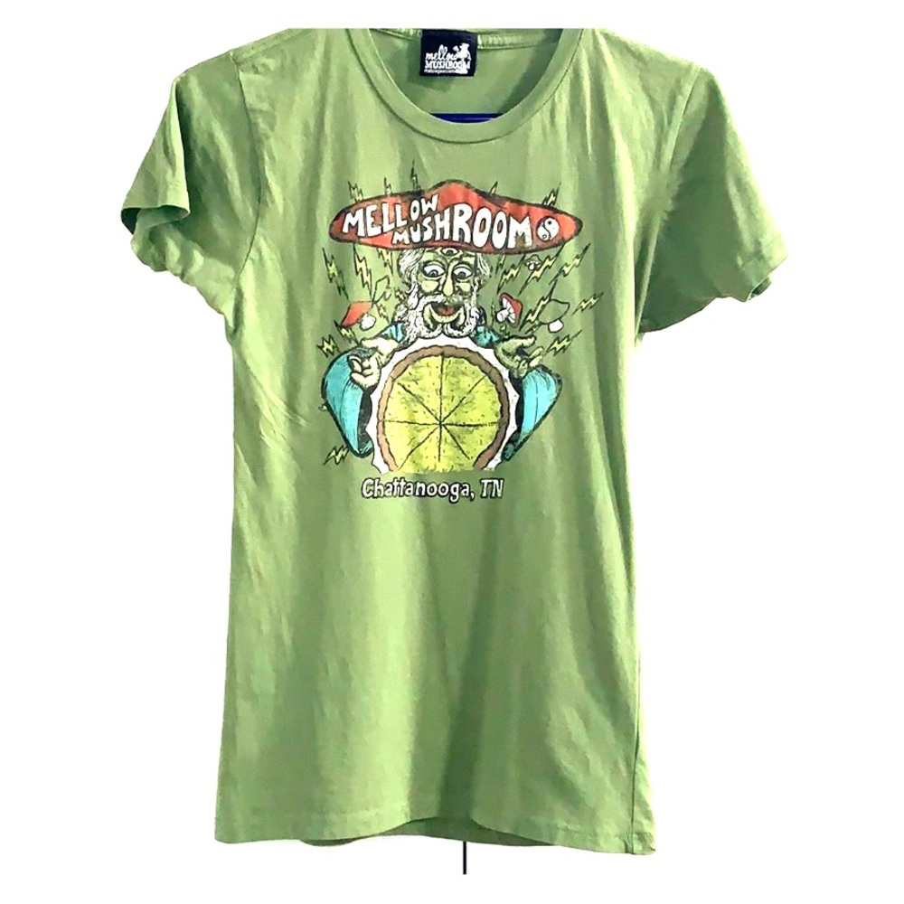 Mellow Mushroom tee shirt